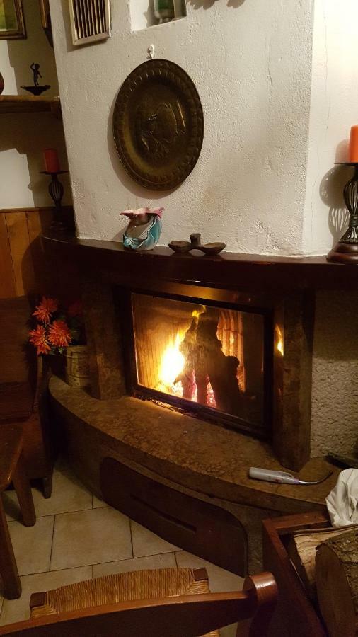 Agriturismo Volpe Golosa Морбеньо Екстериор снимка