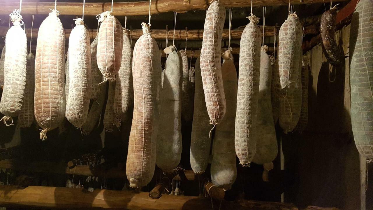 Agriturismo Volpe Golosa Морбеньо Екстериор снимка